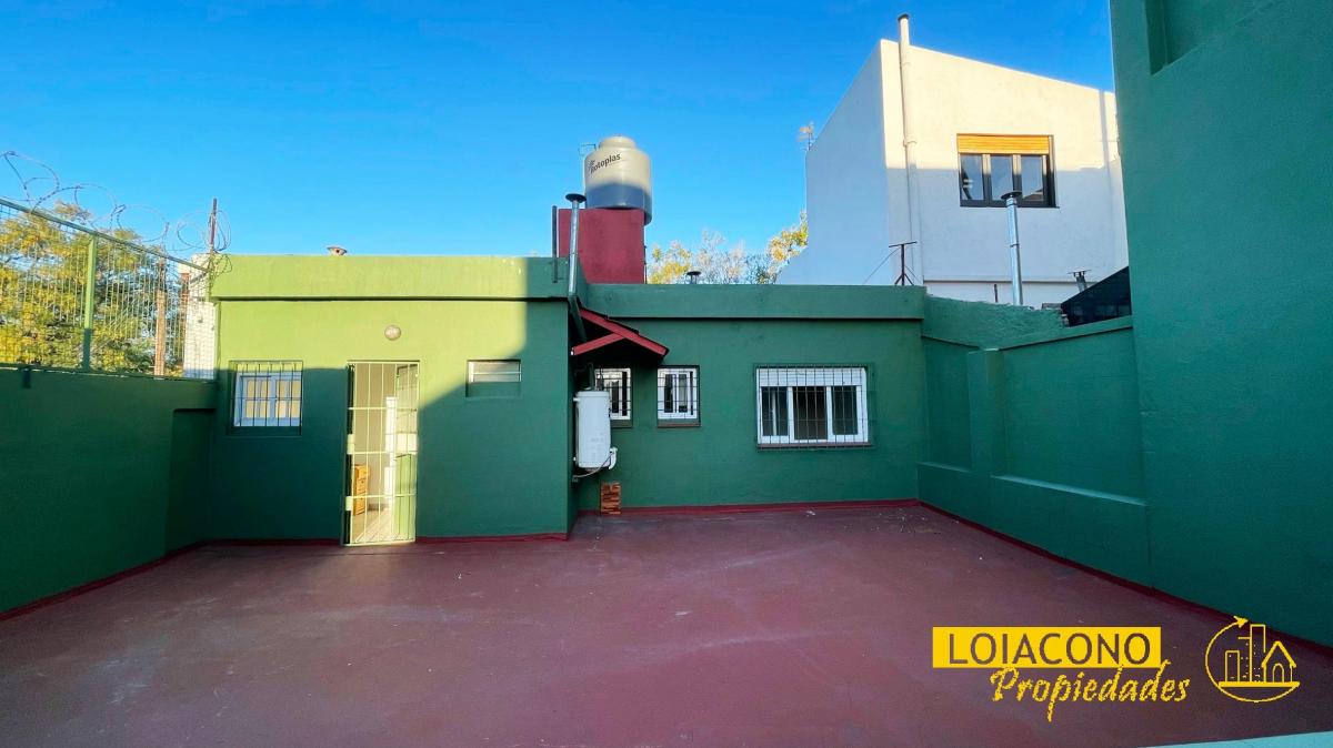 Dos Locales con Vivienda - Somellera 5600 - Loiacono Propiedades 1