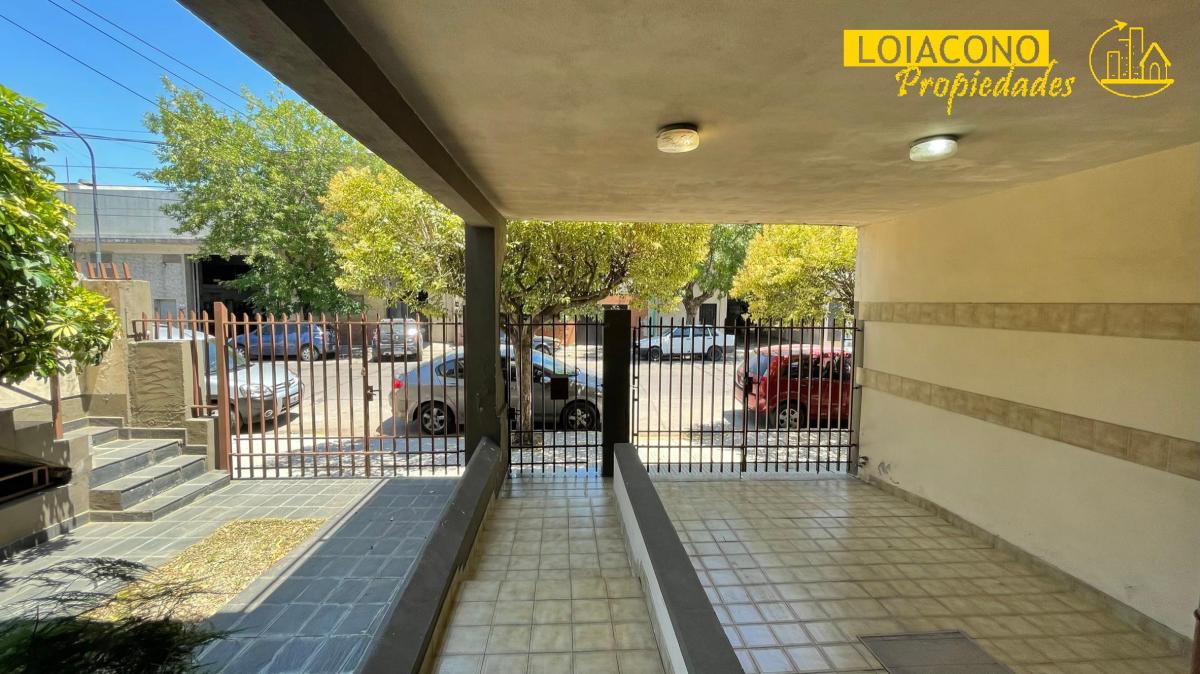 Casa Multifamiliar C/parque - Crisóstomo Álvarez 5800 - Loiacono Propiedades 2