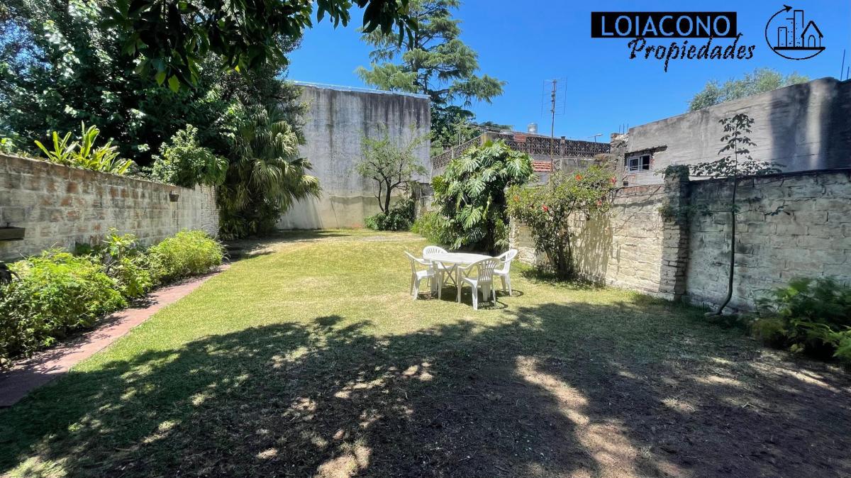 Casa Multifamiliar C/parque - Crisóstomo Álvarez 5800 - Loiacono Propiedades 2