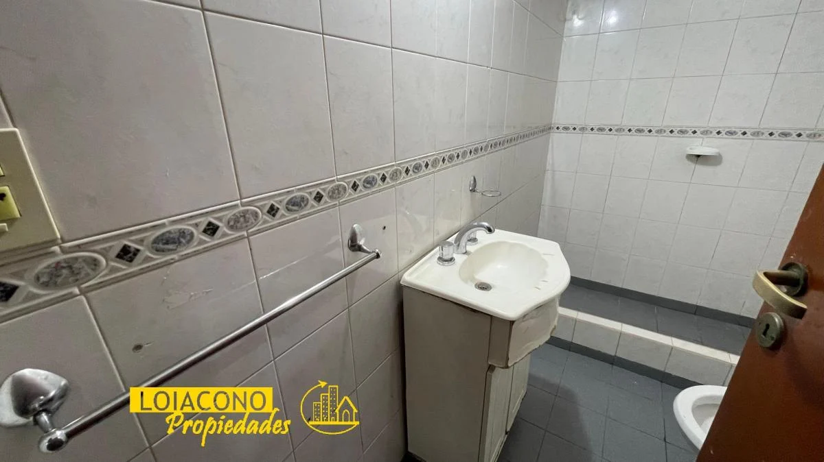 Foto de PH 3amb PB terraza - Eva Perón al 5500 - Loiacono Propiedades, imagen 2