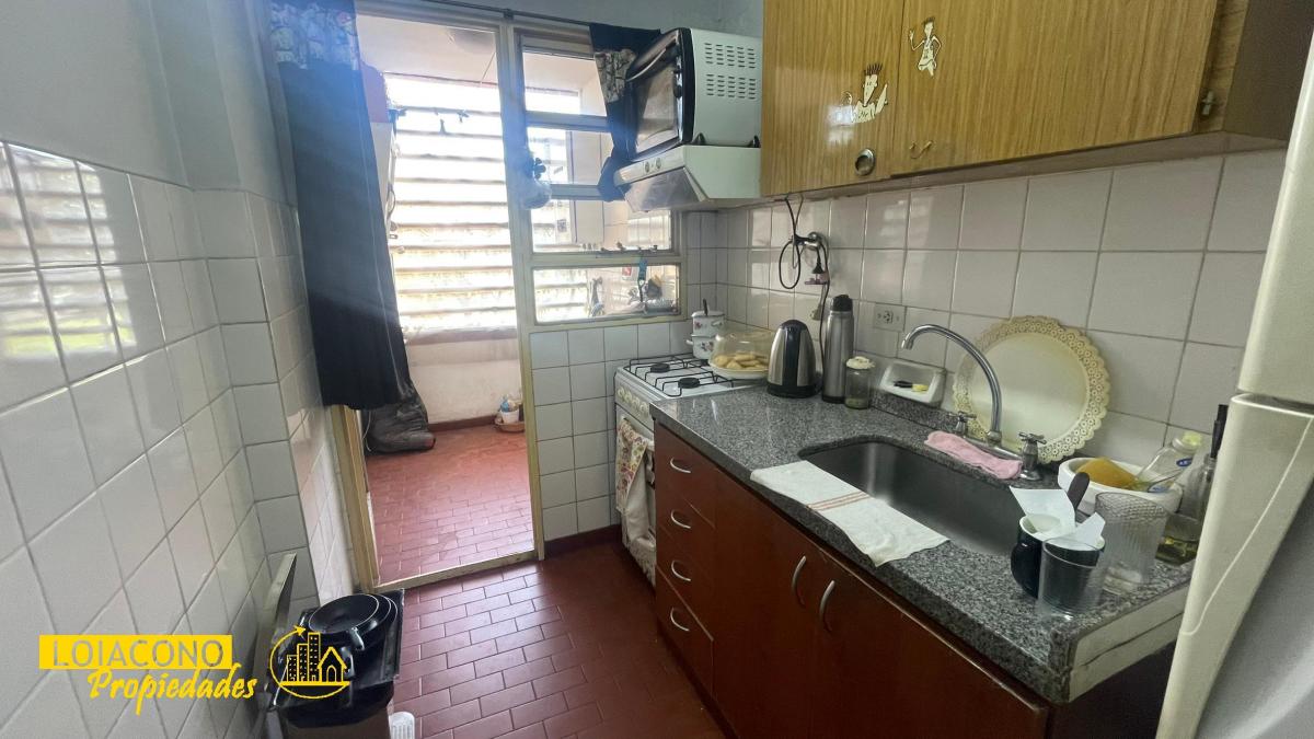 Depto en Venta - 2amb C/bcón - Av Castañares 4800 - Loiacono Propiedades 4