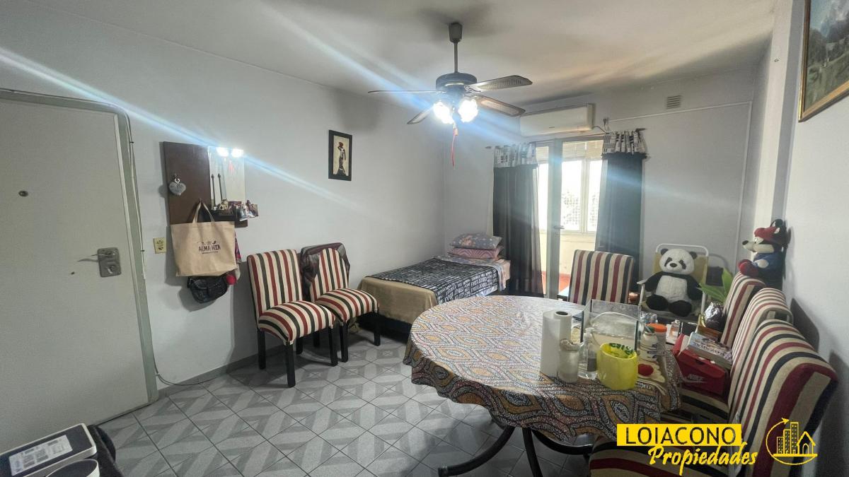 Depto en Venta - 2amb C/bcón - Av Castañares 4800 - Loiacono Propiedades 1