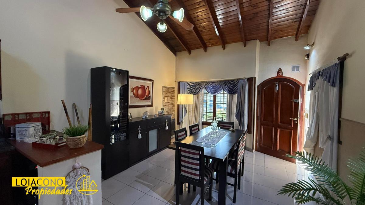 Casa en Venta 4amb C/coch, Tza y Qcho - Pje. Alfarero 4100 - Loiacono Propiedades 1
