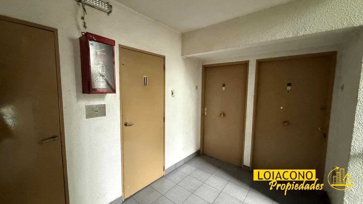 Foto de Alq. Santiago Costamagna 5800, Ed. 119 - Depto 3 amb - Loiacono, imagen 2