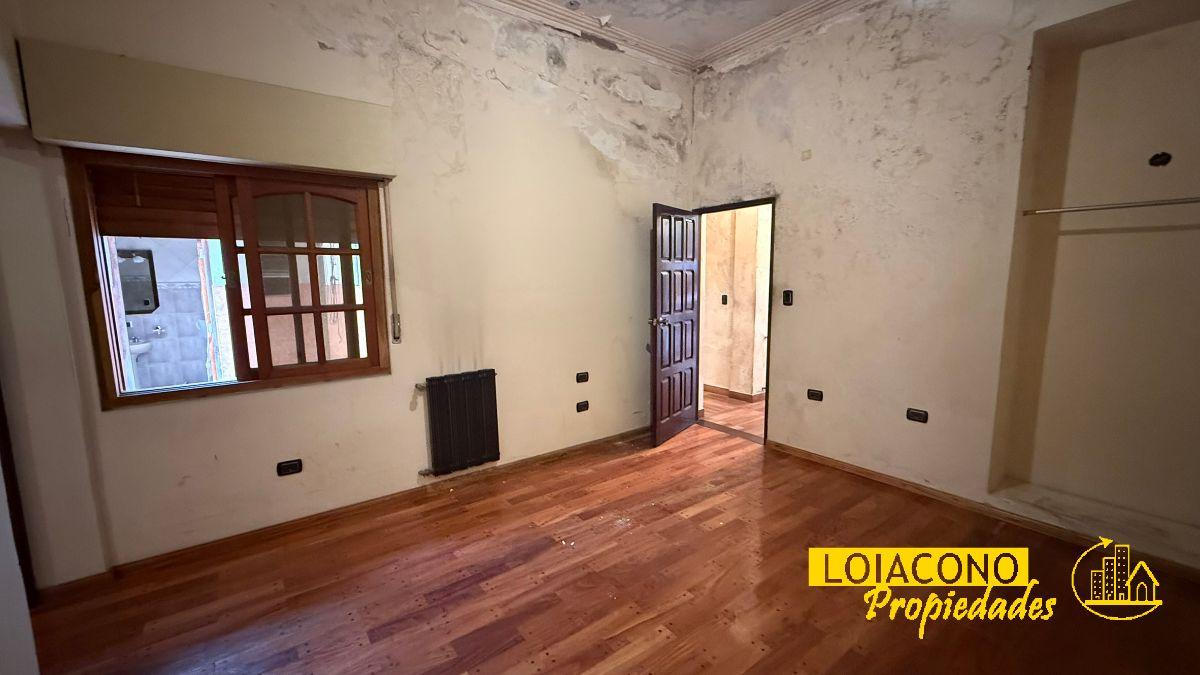 Foto de Alq. Comercial - Somellera 5500 - Casa c/Jardín, Garaje, fondo libre a, imagen 4