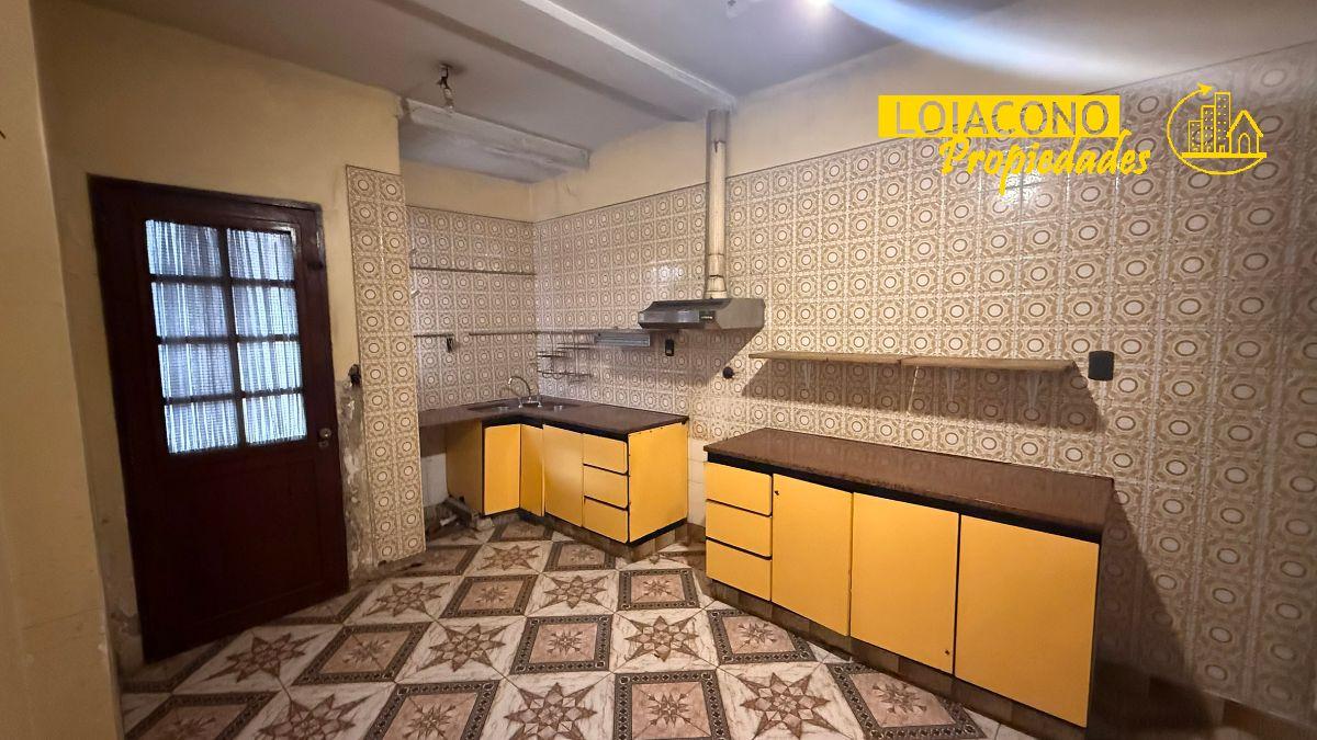 Foto de Alq. Comercial - Somellera 5500 - Casa c/Jardín, Garaje, fondo libre a, imagen 3
