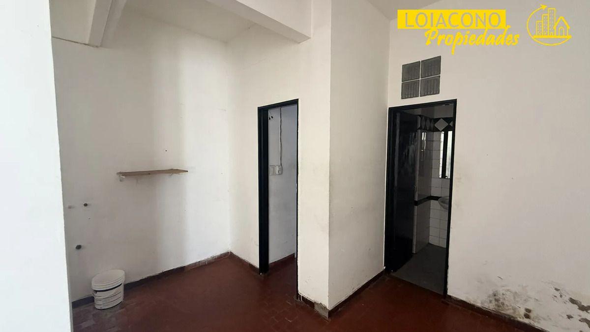 Foto de Alq. Remedios de Escalada 2142. Local 3, ideal consultorios - Loiacono, imagen 4