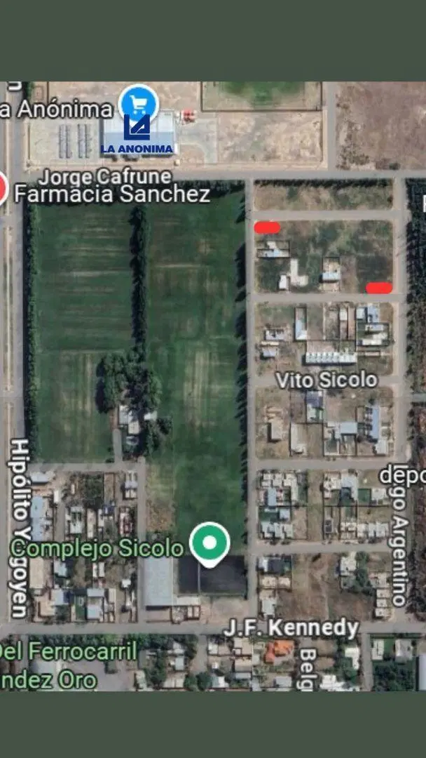 LOTE + CONSTRUCCIÓN - SUBDIVIDIBLE EN FERNANDEZ ORO 4