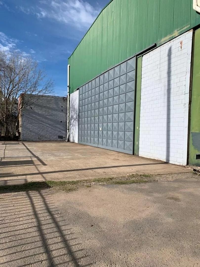 Imponente Galpon en Venta en Zona Industrial Pablo Nogues 1