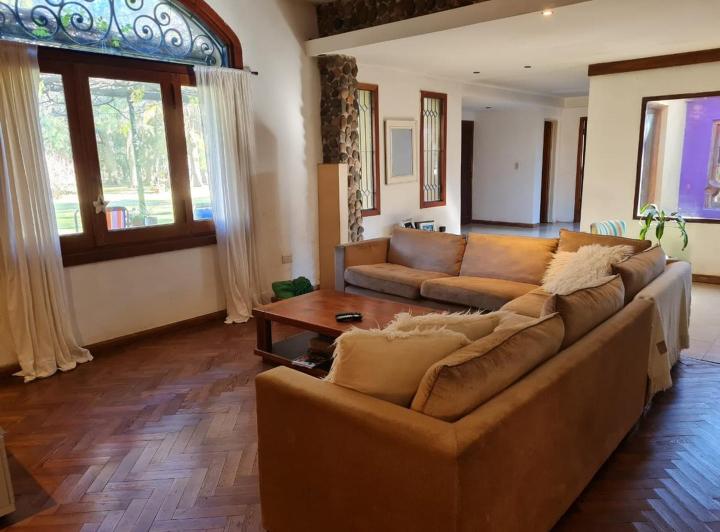 Gran casa en alquiler anual zona residencial ing Maschwitz 3