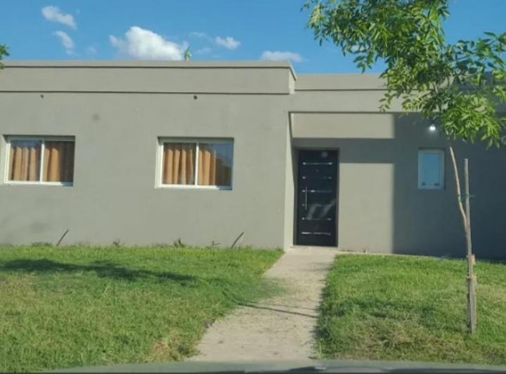 Casa en alquiler en Santa Lucia 1