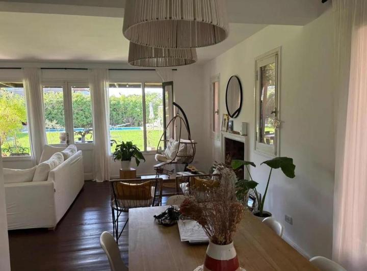 Casa de 4 Habitaciones en Barrio Privado La Damasia – SanFer 2