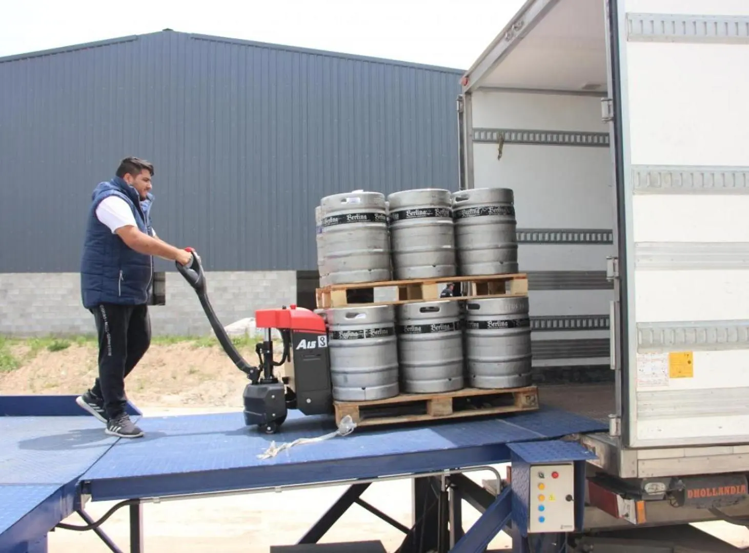 Galpón 360m2 Cámaras Refrigeración Parque Industrial EBAPI 3
