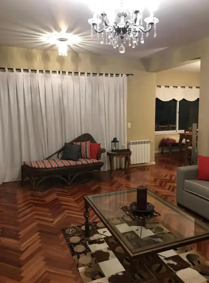Casa 5 Dormitorios, Pileta y Gran Jardín en Don Torcuato 4