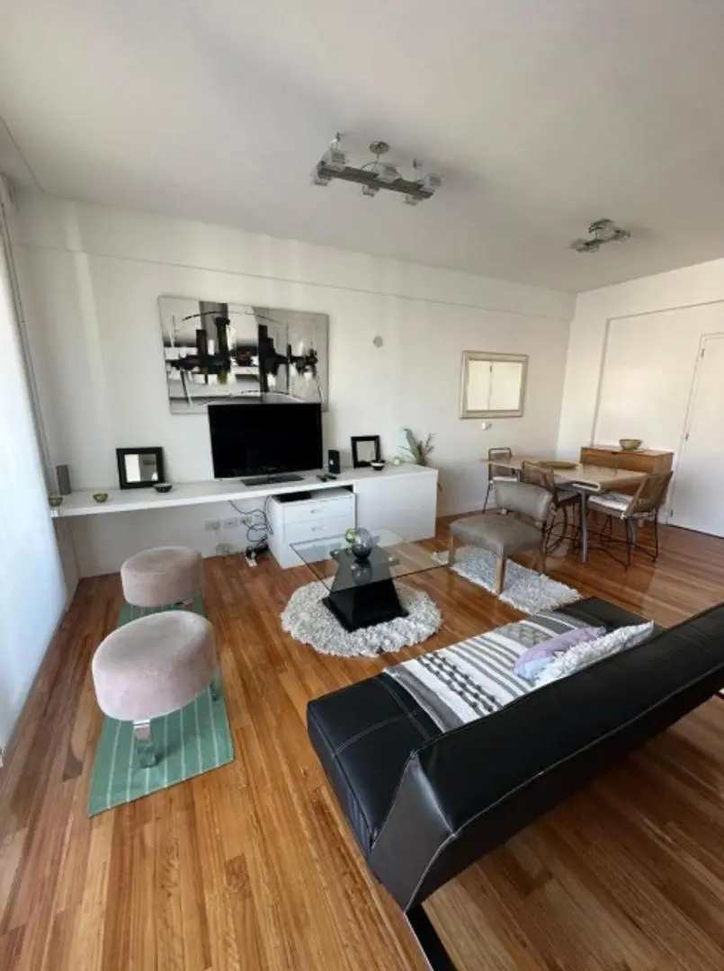 Departamento 2 ambientes AMUEBLADO c/ Cochera -VISTA  AL RÍO 5