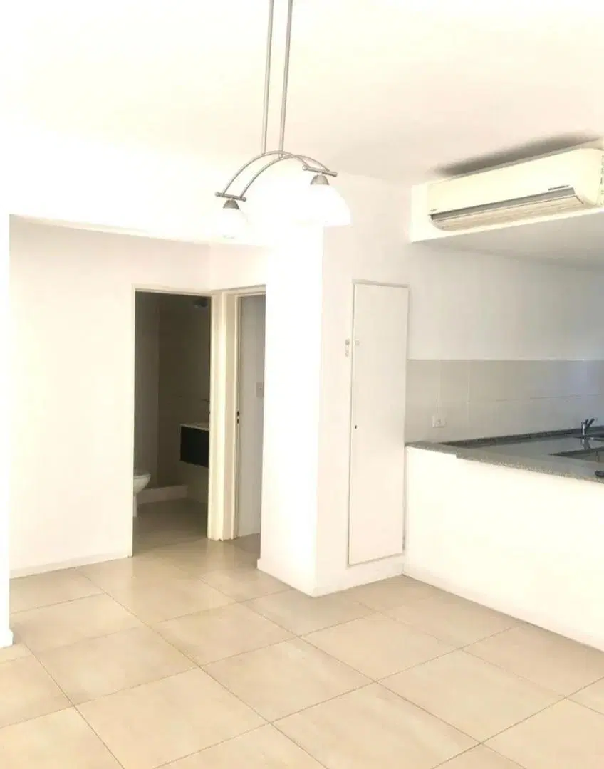 Alquiler de Departamento con Cochera en Pilar!! 2