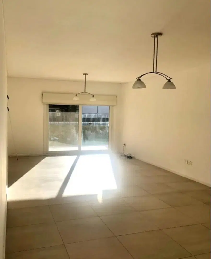 Alquiler de Departamento con Cochera en Pilar!! 3