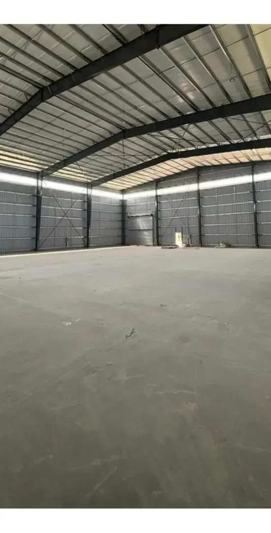 Impresionante Nave Industrial En Alquiler En Moreno 3