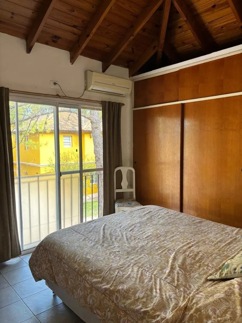 Casa de 2 plantas en el Barrio Cerrado Casas del Prado 2