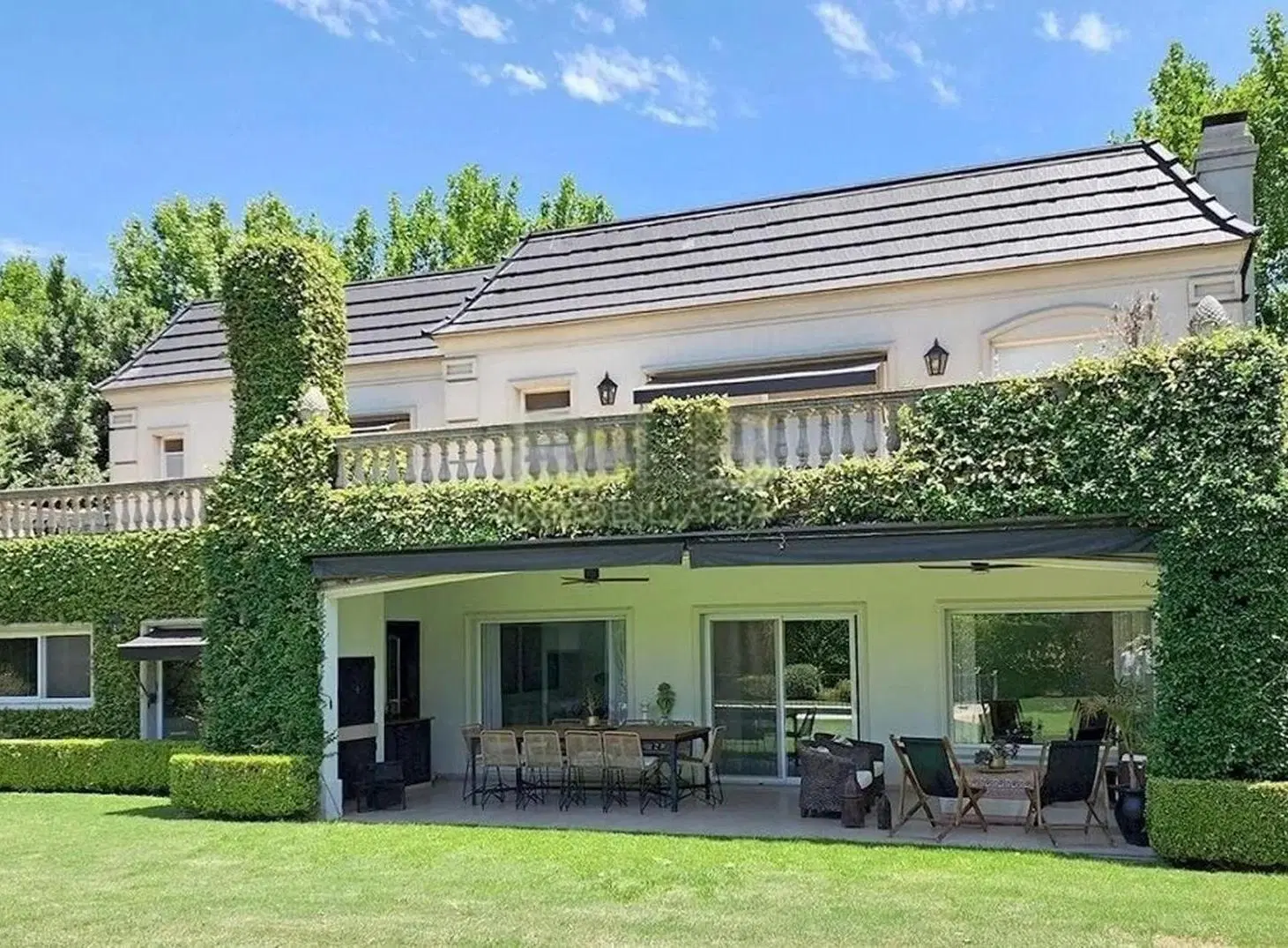casa de estilo frances en alquiler anual Ayres De Pilar 3