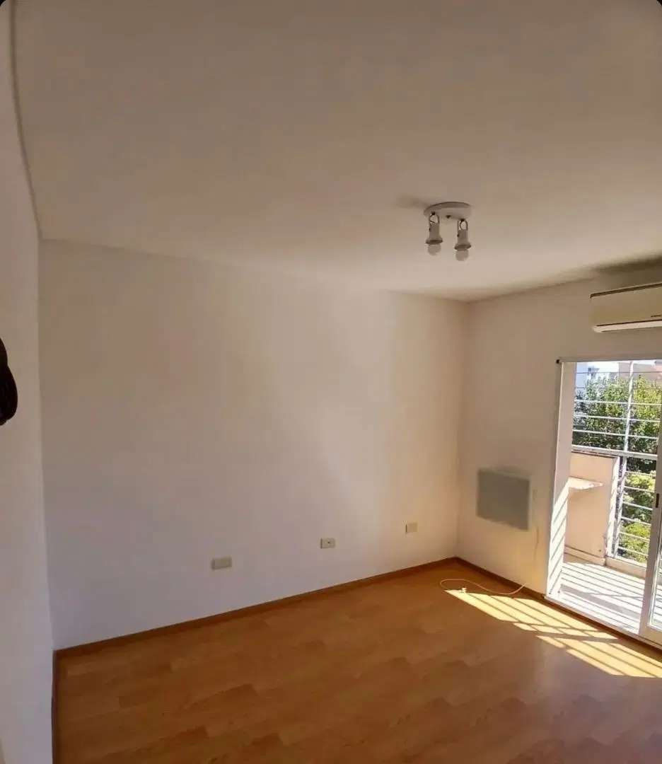 Departamento 3 ambientes en alquiler Villa Ballester 5