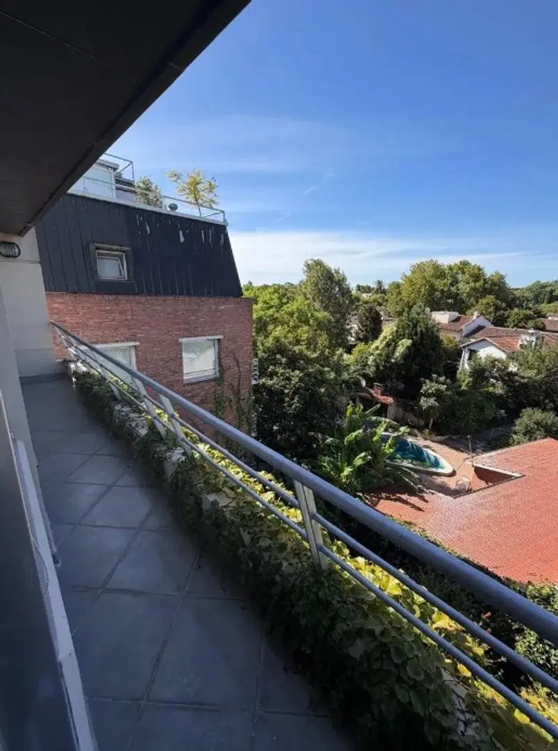 Oficina 100m2 - San Isidro 2