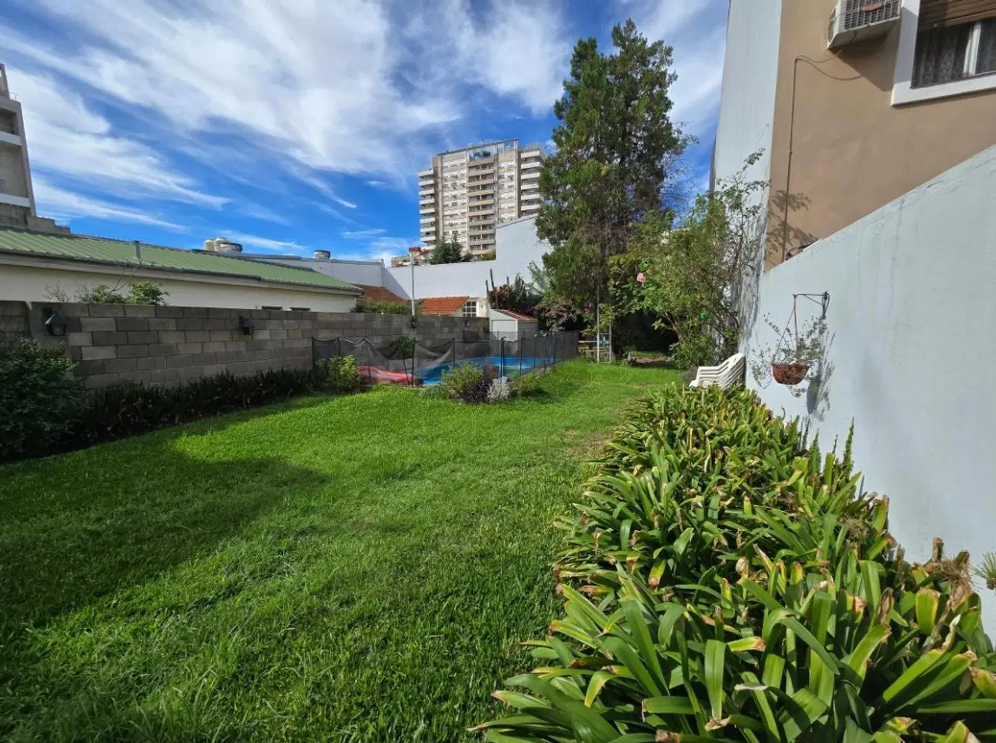 Casa 3 Dorm, Jardín, Pileta en Inmejorable Zona de Florida 4