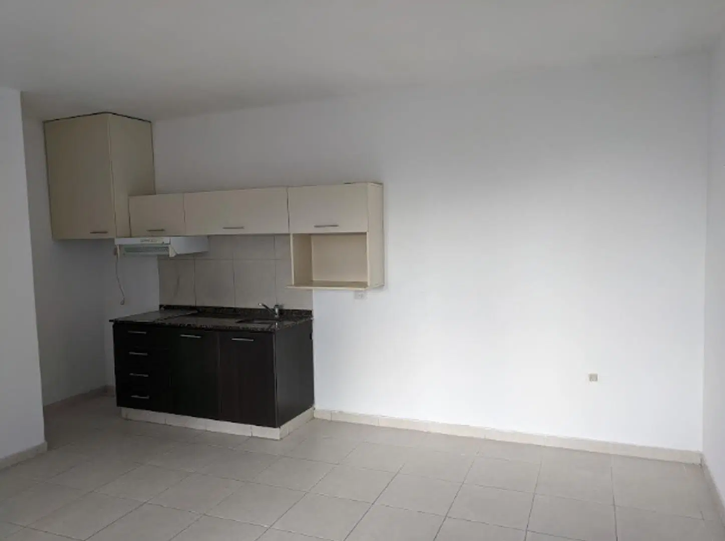 Departamento 2 ambientes Pilar 4