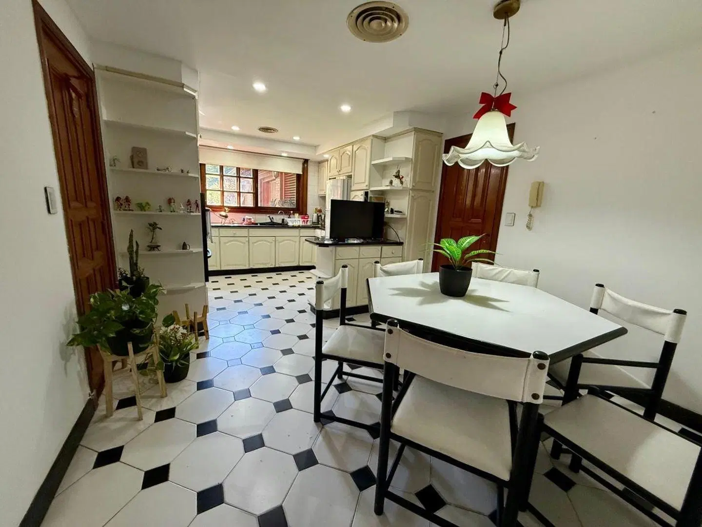 Hermosa Casa En Alquiler En Beccar 5
