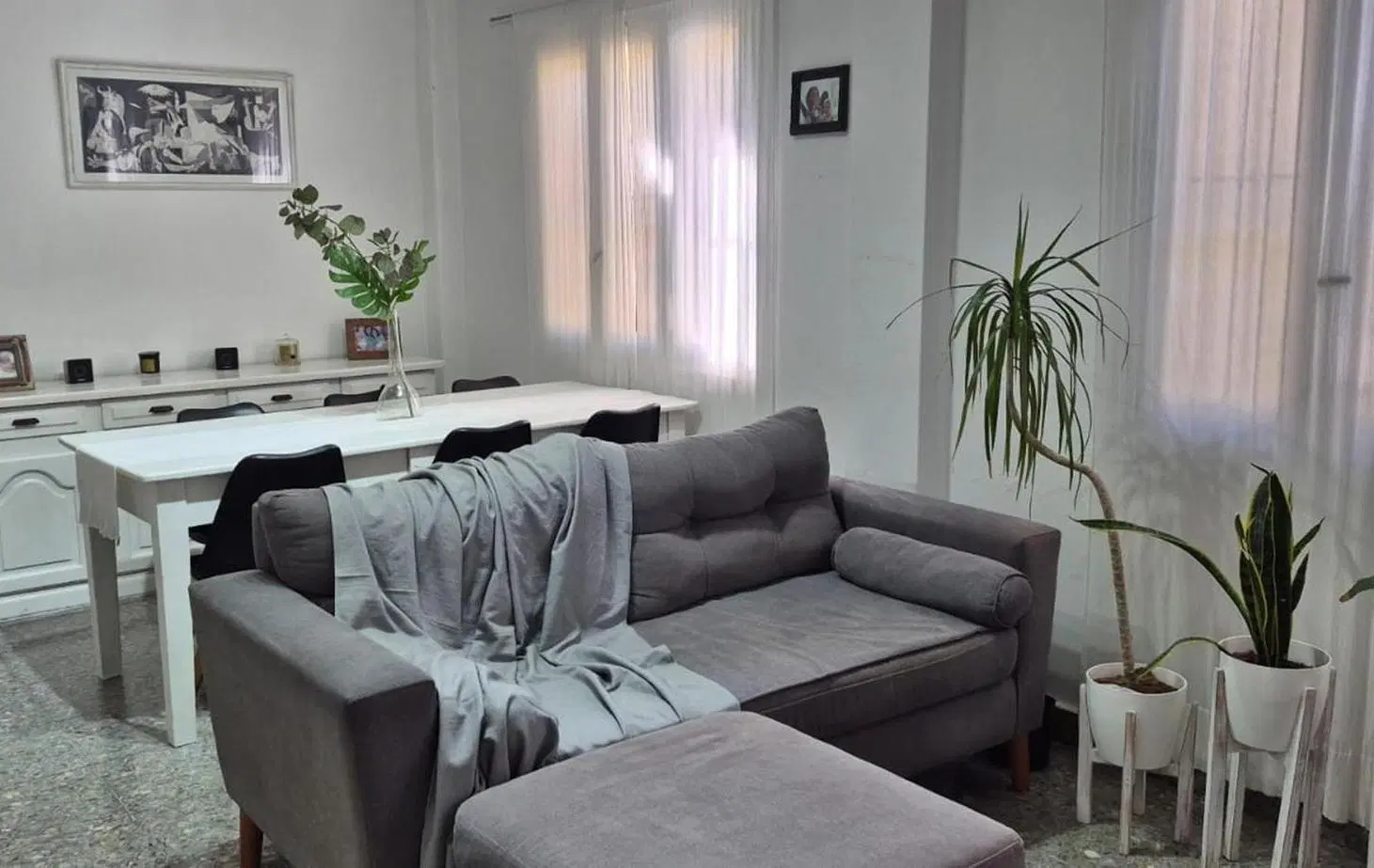 Casa 4 Amb con Jardín y Quincho/Taller al Fondo V. Ballester 4