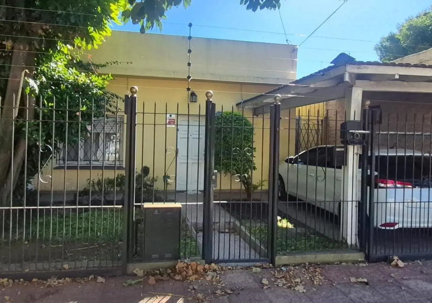Casa 4 Amb con Jardín y Quincho/Taller al Fondo V. Ballester 2