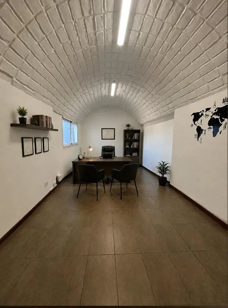 Oficina en Alquiler - COCHERA / San Isidro 3