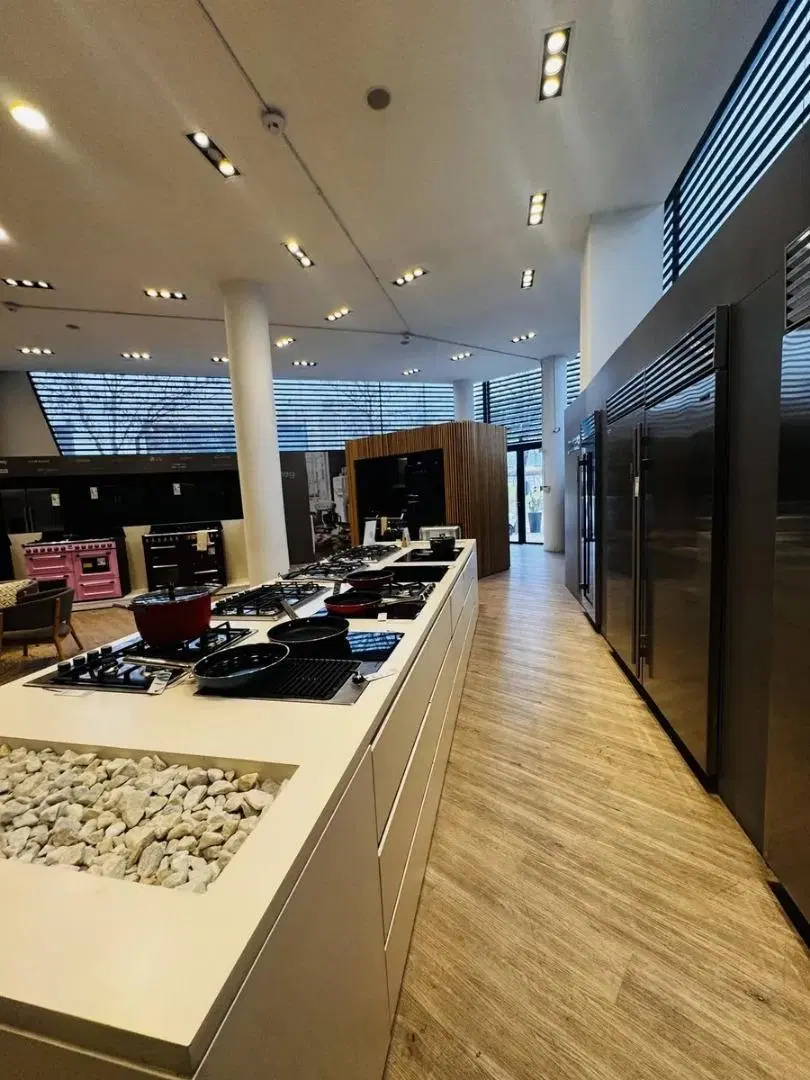 Excelente Local Comercial En Alquiler Junto A Unicenter 3