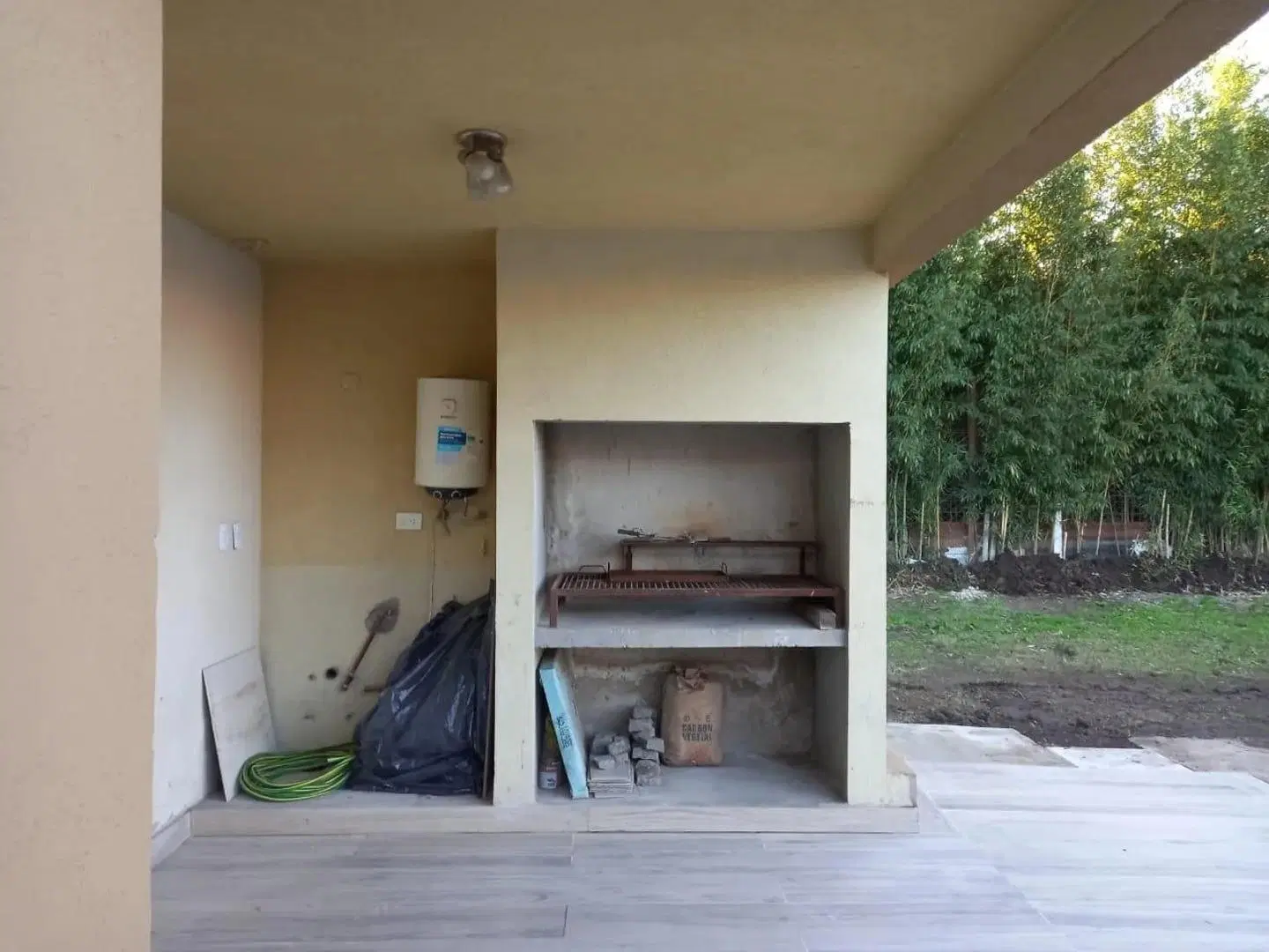 casa en barrio abierto en alquiler anual Escobar 3