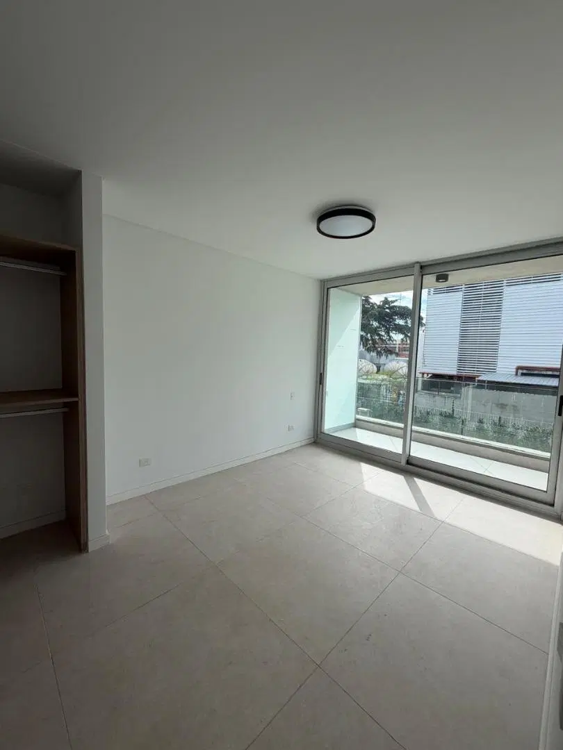 Excelente Departamento En Alquiler En Beccar 1