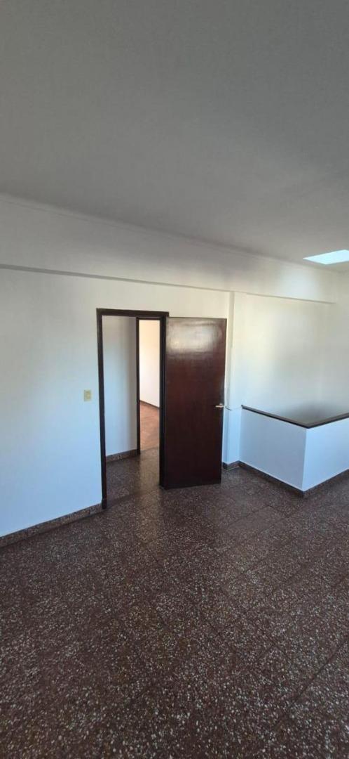 Foto de Casa Tipo PH 3 Ambientes c/ TERRAZA PROPIA, imagen 4