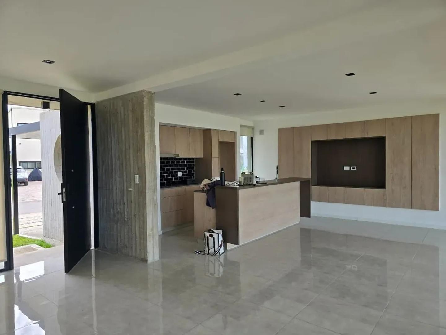 Foto de Hermosa Casa En Alquiler En Haras De Santa Maria-Molino Sur, imagen 4