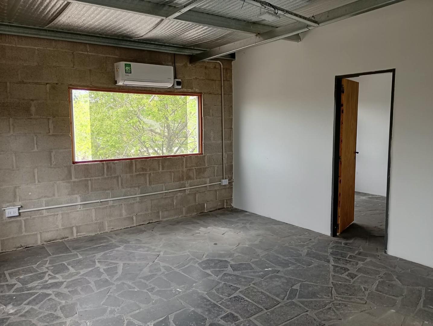 Foto de Depósito en alquiler DON TORCUATO, imagen 5