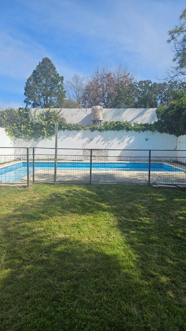Foto de Casa en alquiler 4 dormitorios 3 baños! En Pilar, imagen 5