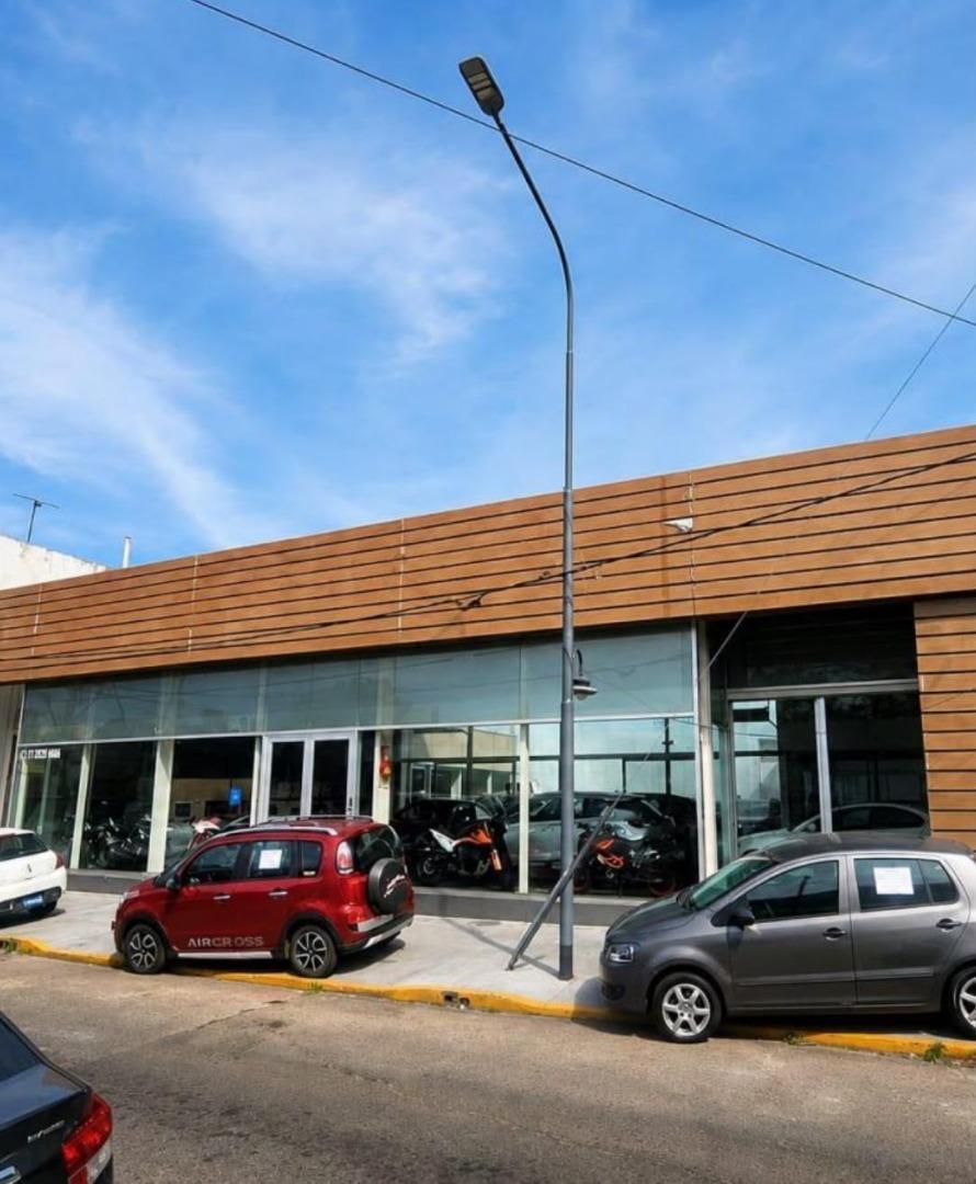 Foto de Galpón/ local comercial inmejorable ubicación Villa Martelli, imagen 1
