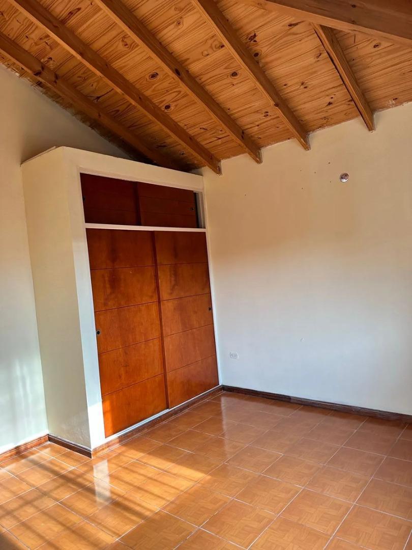 Foto de Oportunidad casa 3 ambientes a minutos del Hospital Autral, imagen 2