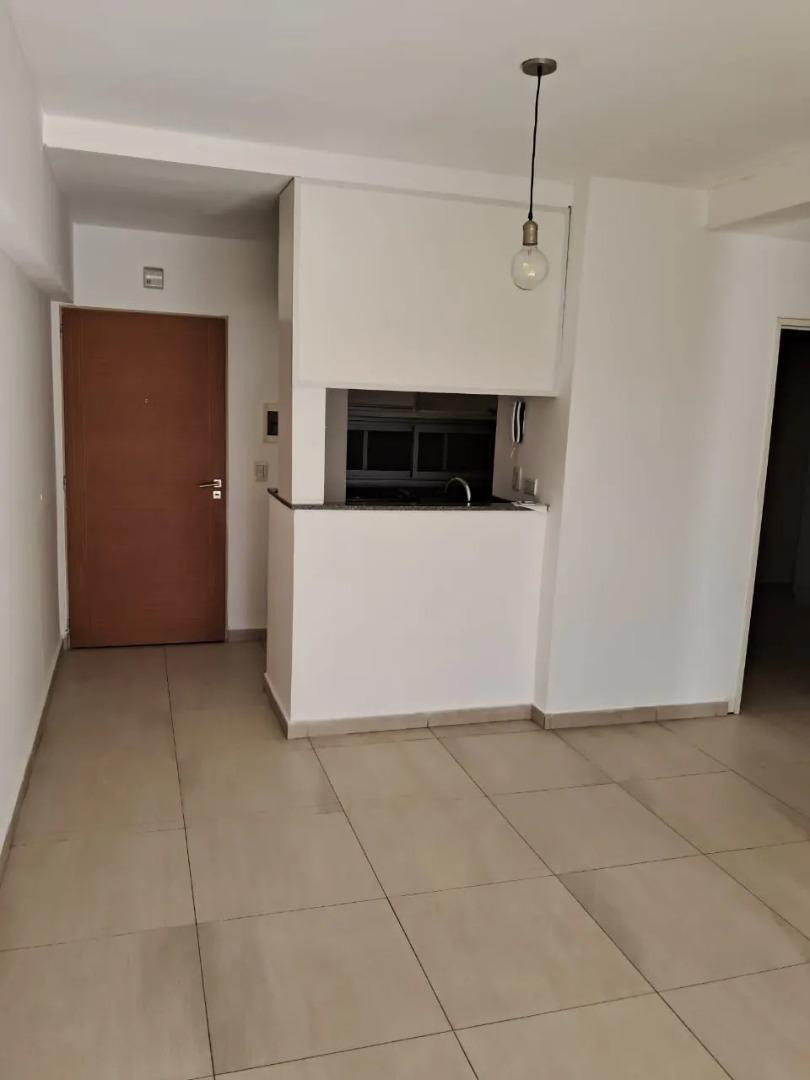 Foto de departamento 3 ambientes en alquiler tigre centro, imagen 5