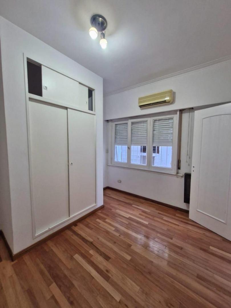 Foto de departamento 5 ambientes en duplex en venta Vicente lopez, imagen 3