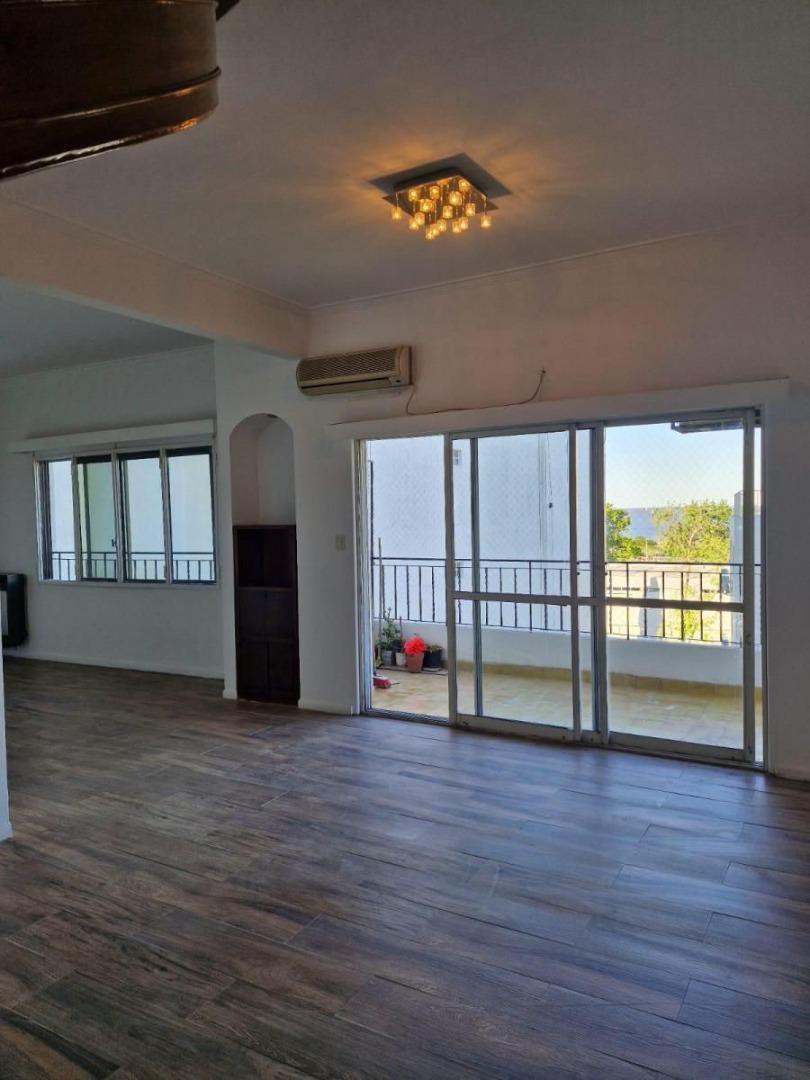 Foto de departamento 5 ambientes en duplex en venta Vicente lopez, imagen 5