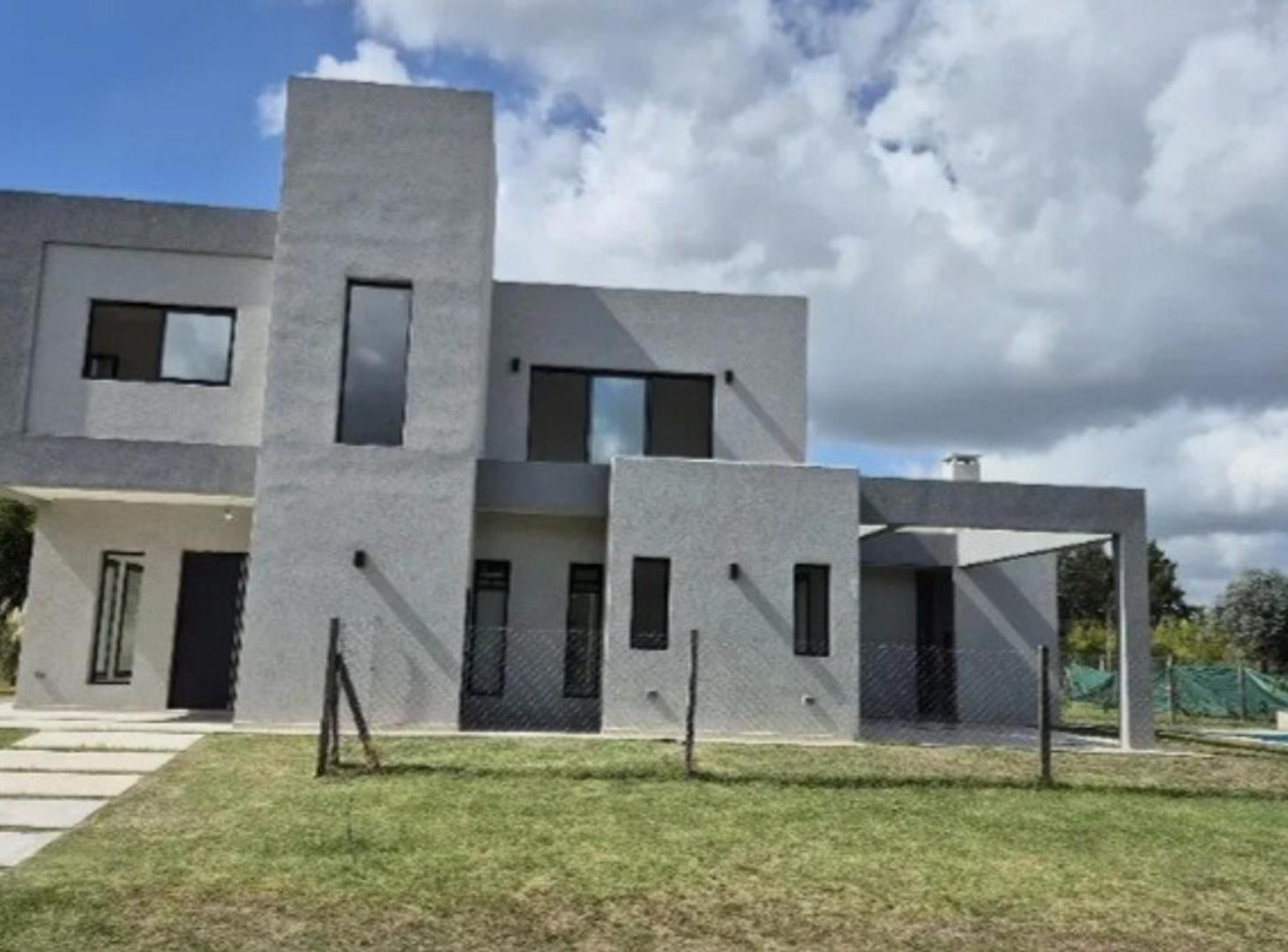 Foto de Casa a Estrenar con Piscina en Pilar, Barrio Santa Elisa!!, imagen 4