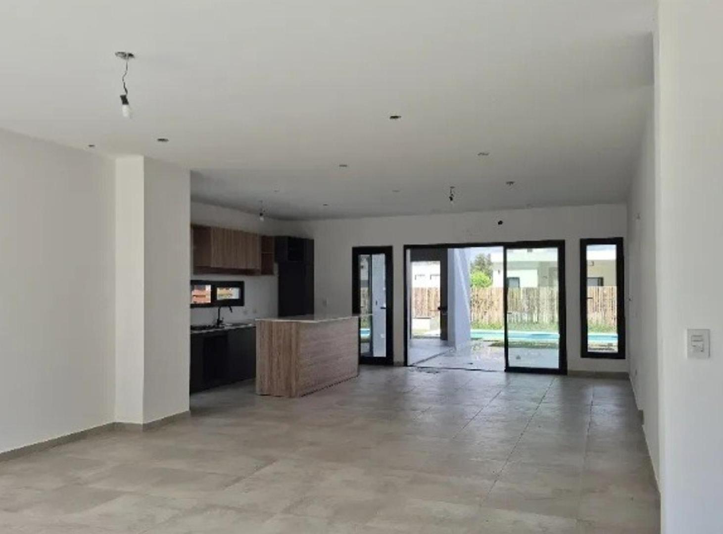 Foto de Casa a Estrenar con Piscina en Pilar, Barrio Santa Elisa!!, imagen 2