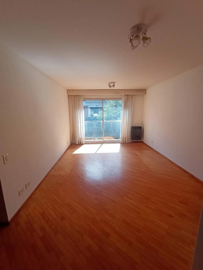 Foto de departamento tipo duplex 3 ambientes en alquiler San Isidro, imagen 2