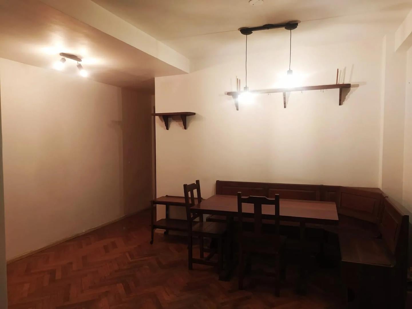 Foto de departamento 2 ambientes en alquiler Olivos Vte Lopez, imagen 1