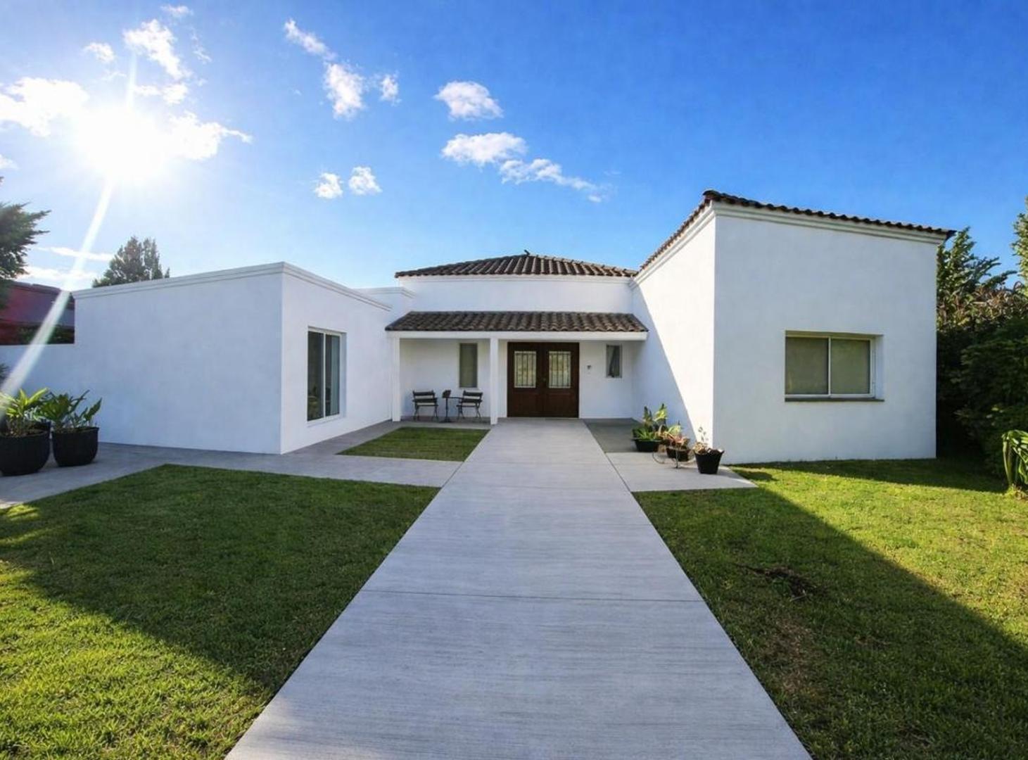 Foto de Hermosa Casa En Venta En Santa Teresa Villanueva, imagen 1