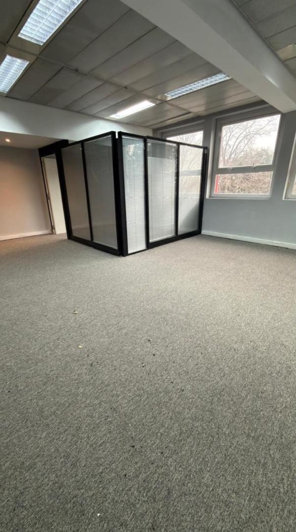 Foto de Oportunidad Oficina En Alquiller Parque industrial Newton, imagen 4